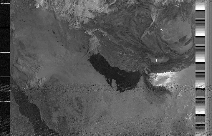 The first run with the crafted antenna, the sunrise of April 7th, 2022 (from NOAA 19, the image is cropped)